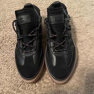 Ivy Park ADIDAS Supersleek